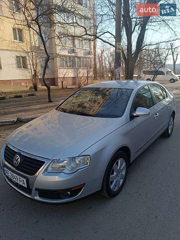 Седан Volkswagen Passat 2006 в Каменском фото 9 Седан Volkswagen Passat 2006 в Каменском