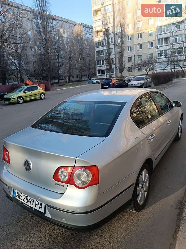 Седан Volkswagen Passat 2006 в Каменском фото 14 Седан Volkswagen Passat 2006 в Каменском