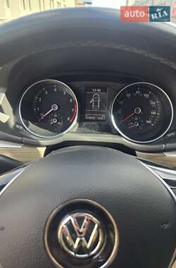 Седан Volkswagen Passat 2017 в 