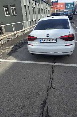 Седан Volkswagen Passat 2017 в 