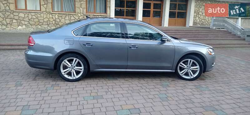 Седан Volkswagen Passat 2014 в Делятині