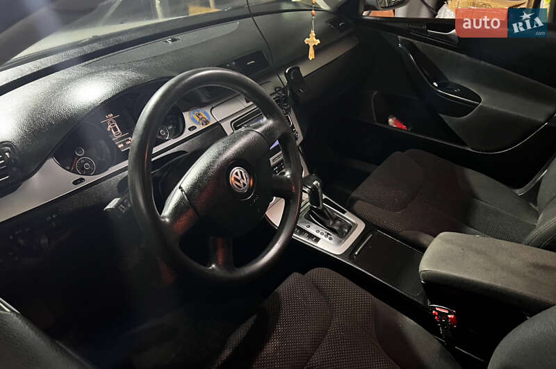 Универсал Volkswagen Passat 2009 в Львове