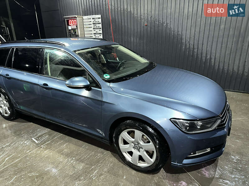 Универсал Volkswagen Passat 2016 в Сваляве