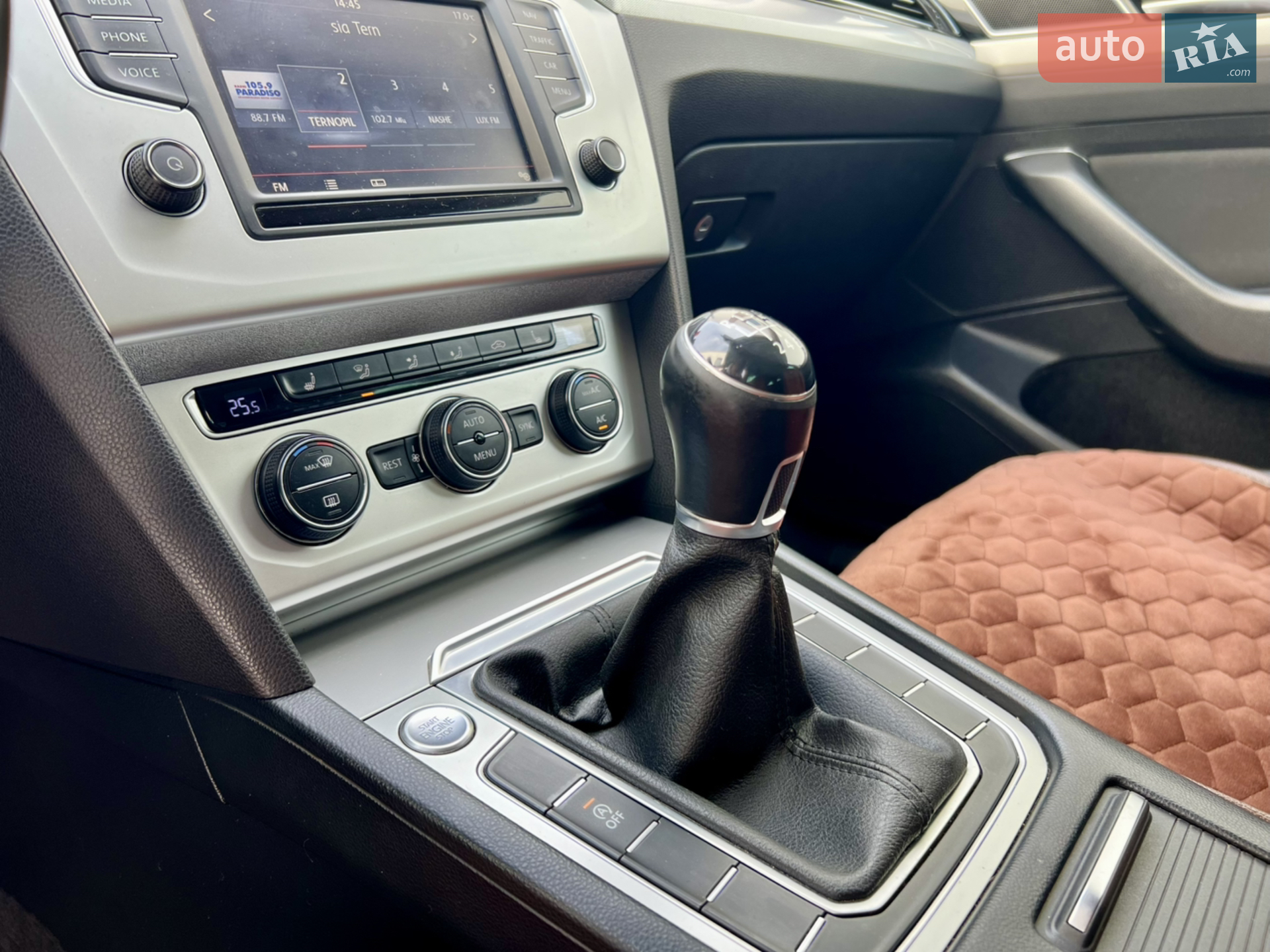 2015 Volkswagen Passat - мініатюра 40