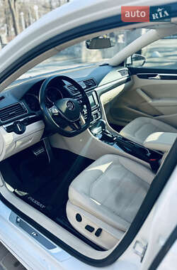 Седан Volkswagen Passat 2018 в 