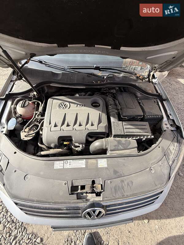 Универсал Volkswagen Passat 2014 в Луцке фото 6 Универсал Volkswagen Passat 2014 в Луцке