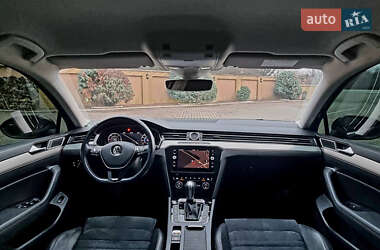 Седан Volkswagen Passat 2016 в 
