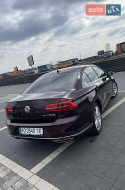 Седан Volkswagen Passat 2016 в 
