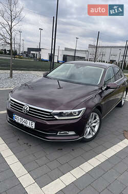 Седан Volkswagen Passat 2016 в 