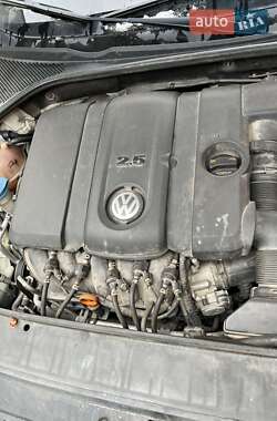 Седан Volkswagen Passat 2012 в Бородянке
