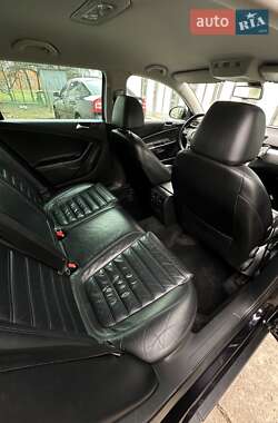 Универсал Volkswagen Passat 2010 в 