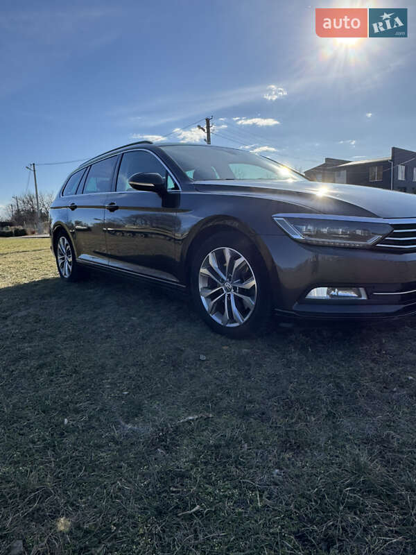 Універсал Volkswagen Passat 2015 в Переяславі
