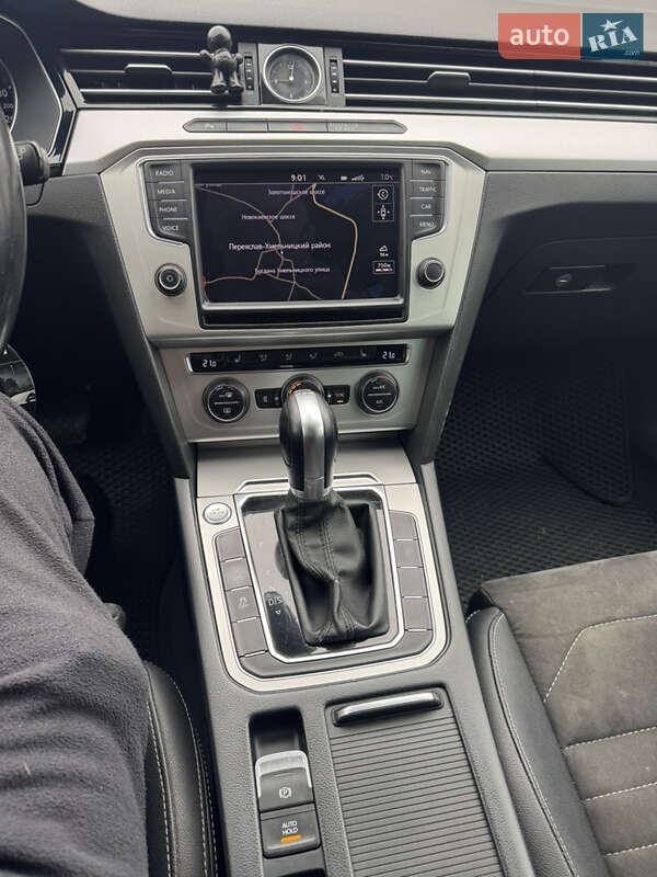 Універсал Volkswagen Passat 2015 в Переяславі