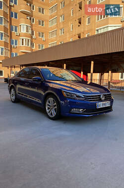 Седан Volkswagen Passat 2017 в 