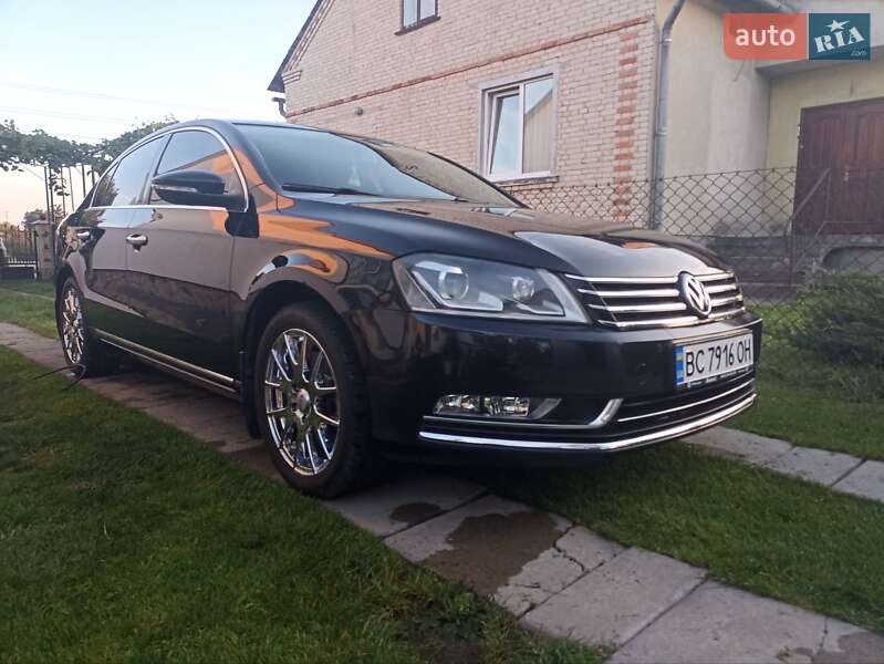Volkswagen Passat 2011