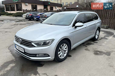Універсал Volkswagen Passat 2015 в 