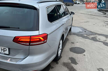 Універсал Volkswagen Passat 2015 в 