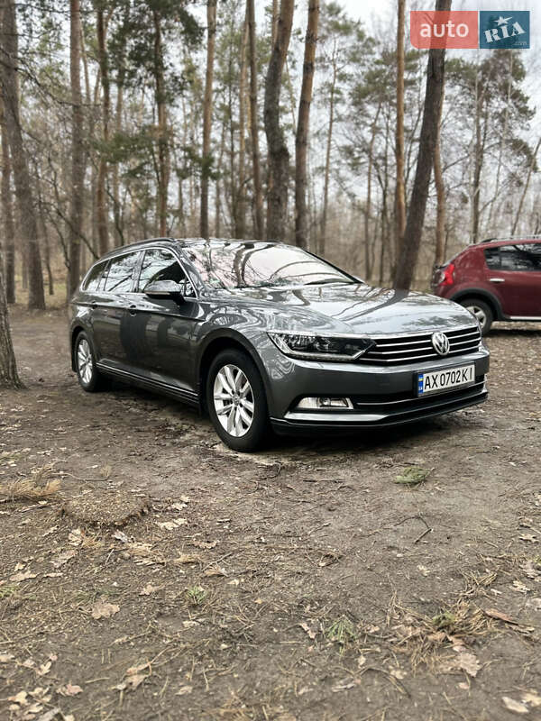 Універсал Volkswagen Passat 2015 в Харкові