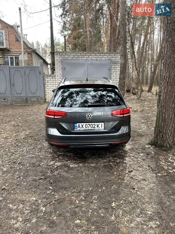 Універсал Volkswagen Passat 2015 в Харкові