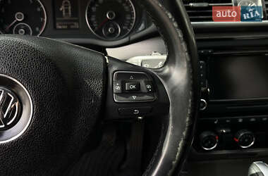 Седан Volkswagen Passat 2014 в Одессе