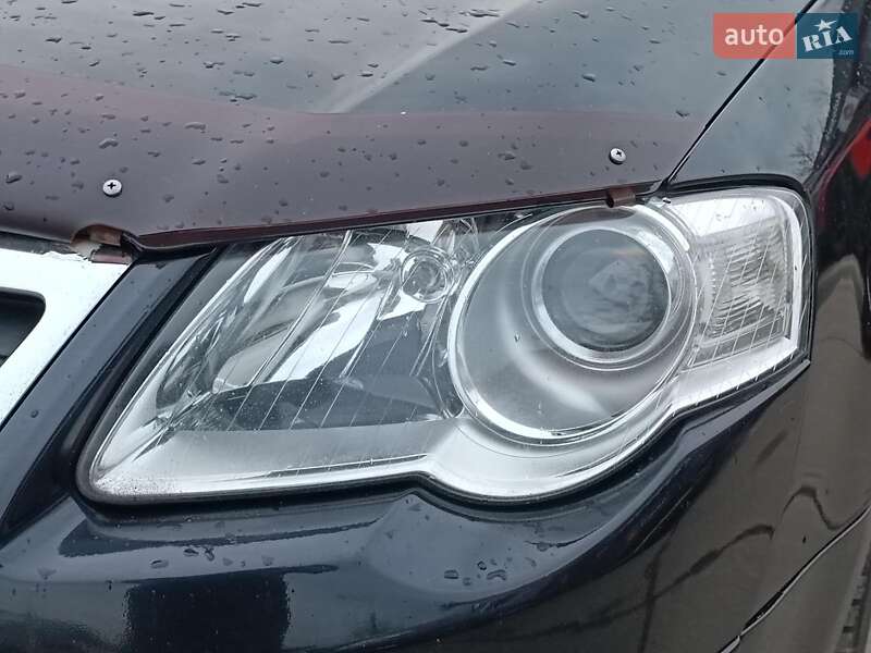 Седан Volkswagen Passat 2010 в Харькове