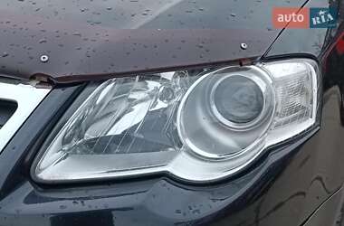 Седан Volkswagen Passat 2010 в 