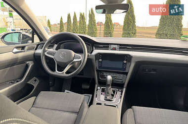 Універсал Volkswagen Passat 2021 в 