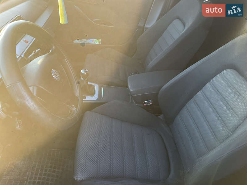 Универсал Volkswagen Passat 2007 в Умани