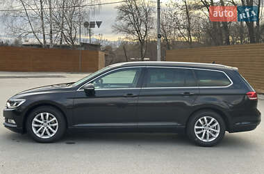 Універсал Volkswagen Passat 2016 в 