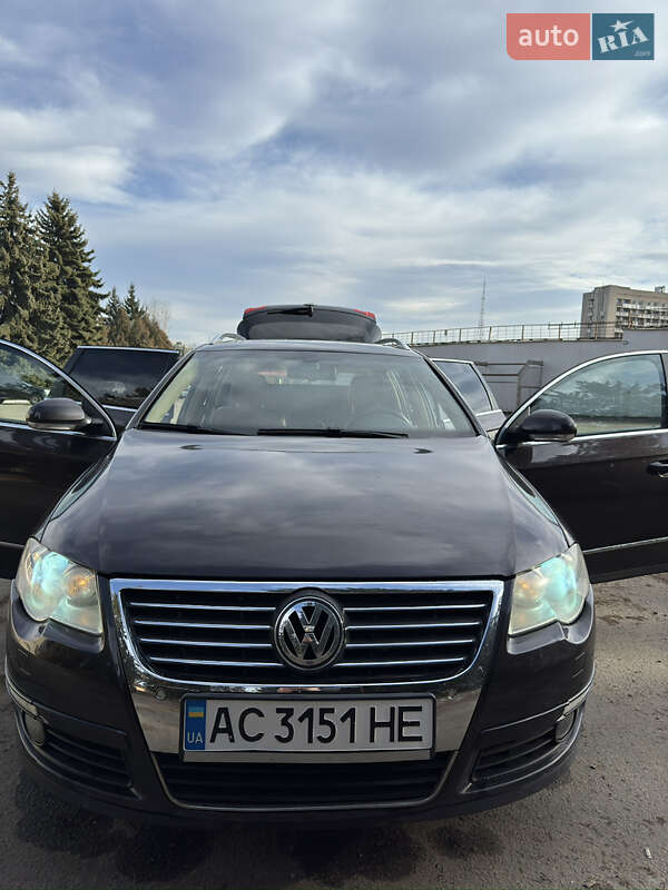Универсал Volkswagen Passat 2006 в Львове