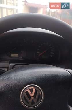 Универсал Volkswagen Passat 1998 в 