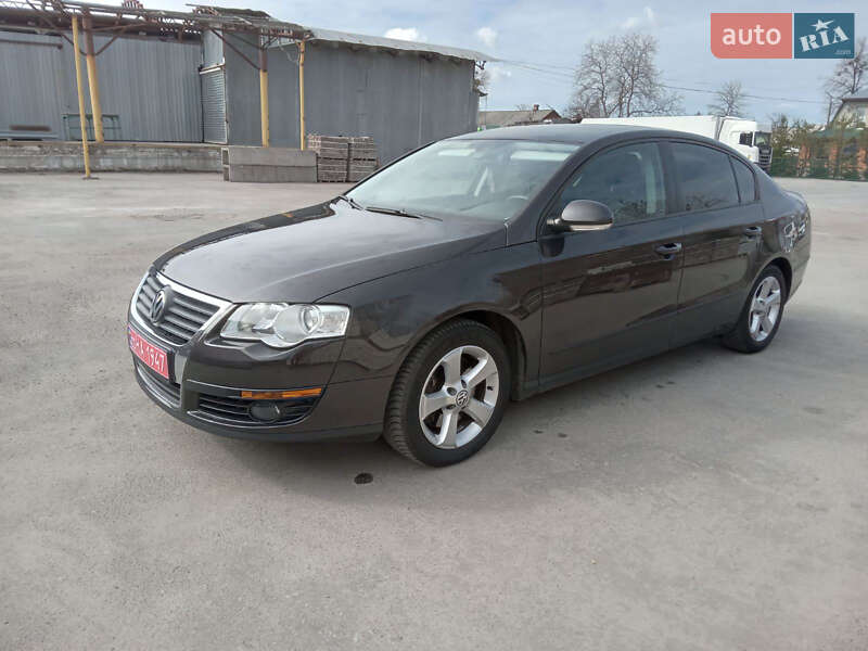 Седан Volkswagen Passat 2008 в 