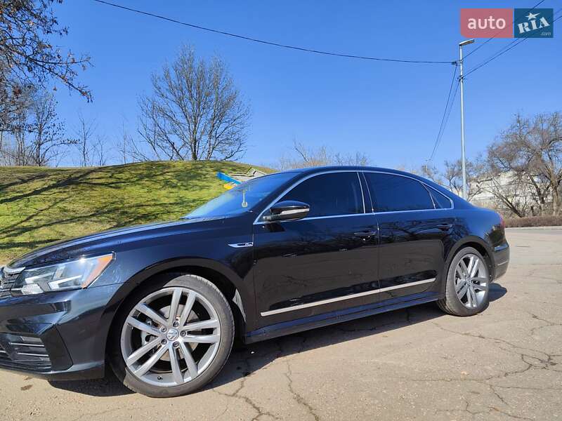 Седан Volkswagen Passat 2017 в Кропивницькому