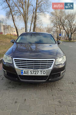 Седан Volkswagen Passat 2006 в 