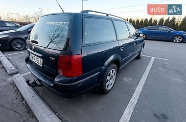 Универсал Volkswagen Passat 2000 в 