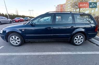 Универсал Volkswagen Passat 2000 в 