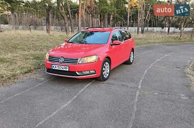 Универсал Volkswagen Passat 2013 в Киеве