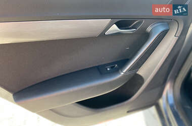 Универсал Volkswagen Passat 2012 в 