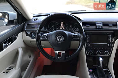 Седан Volkswagen Passat 2015 в 