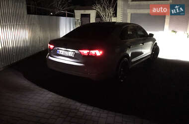 Седан Volkswagen Passat 2015 в 
