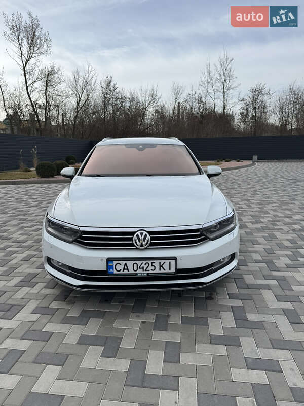 Универсал Volkswagen Passat 2015 в Каневе