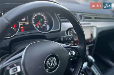 Универсал Volkswagen Passat 2016 в 
