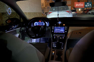 Седан Volkswagen Passat 2016 в 