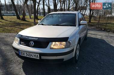 Седан Volkswagen Passat 1999 в 