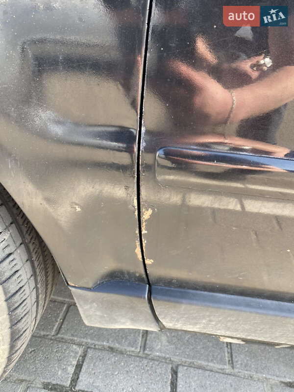 Универсал Volkswagen Passat 2000 в Львове