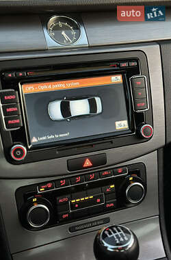 Седан Volkswagen Passat 2011 в 