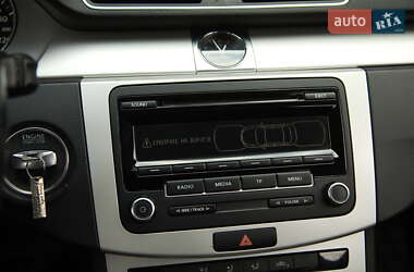 Седан Volkswagen Passat 2014 в 