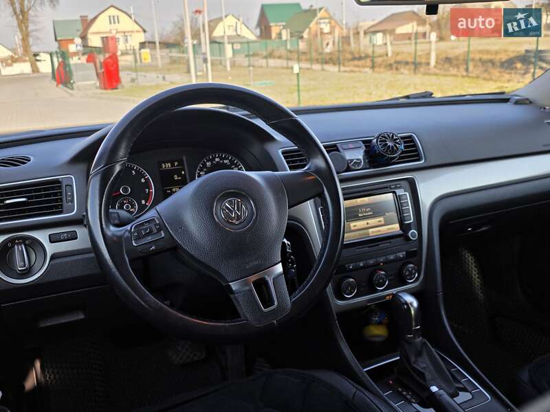 Седан Volkswagen Passat 2014 в Вінниці