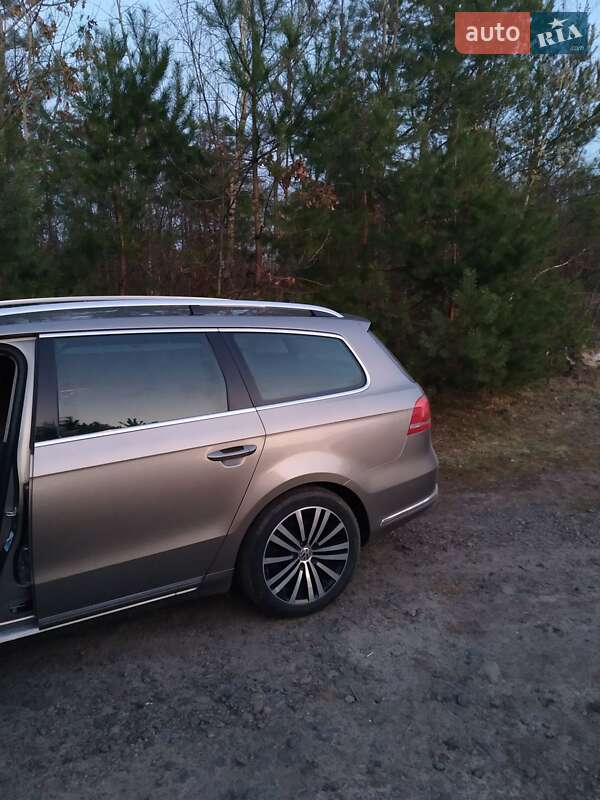 Универсал Volkswagen Passat 2014 в Львове