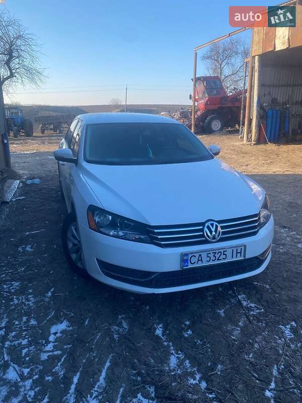Седан Volkswagen Passat 2014 в 
